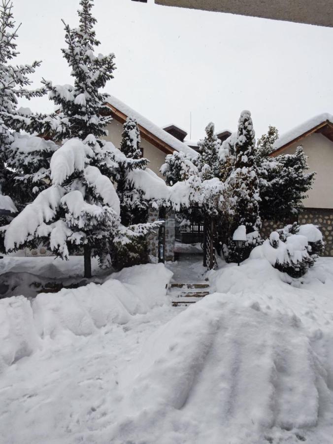 Hotel Famil - Adults Only Bansko Bagian luar foto