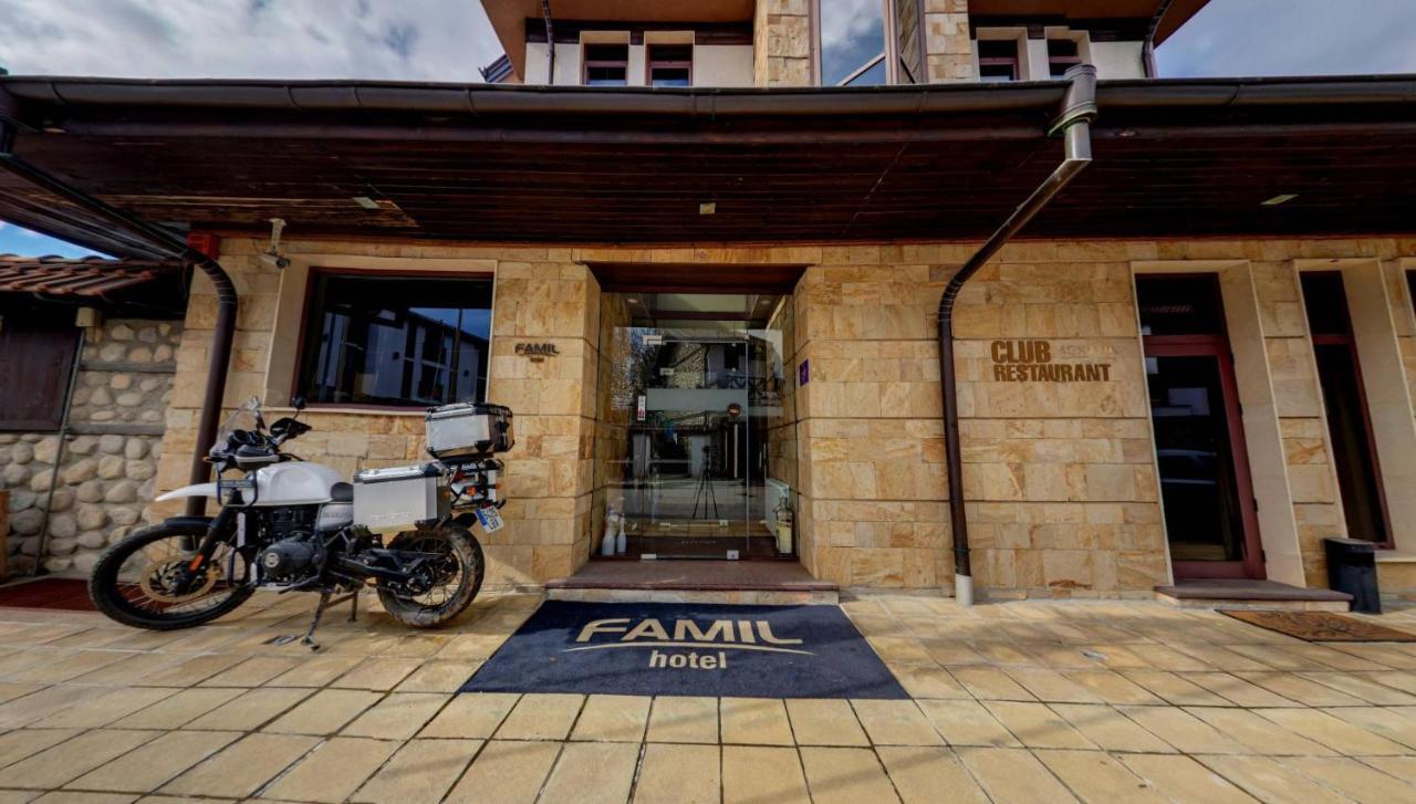 Hotel Famil - Adults Only Bansko Bagian luar foto