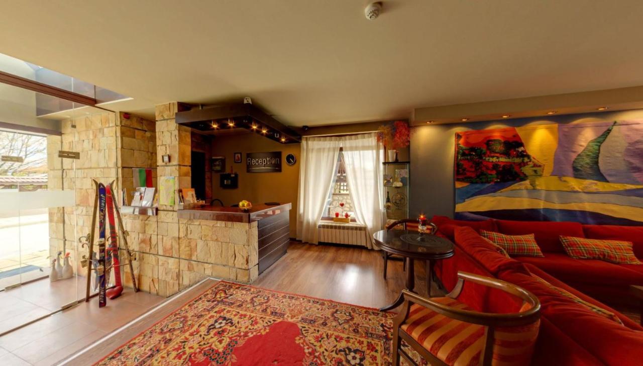 Hotel Famil - Adults Only Bansko Bagian luar foto