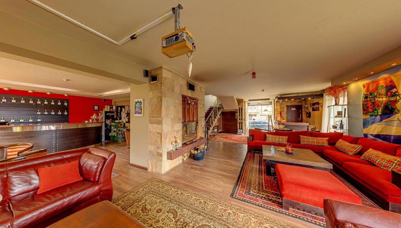 Hotel Famil - Adults Only Bansko Bagian luar foto