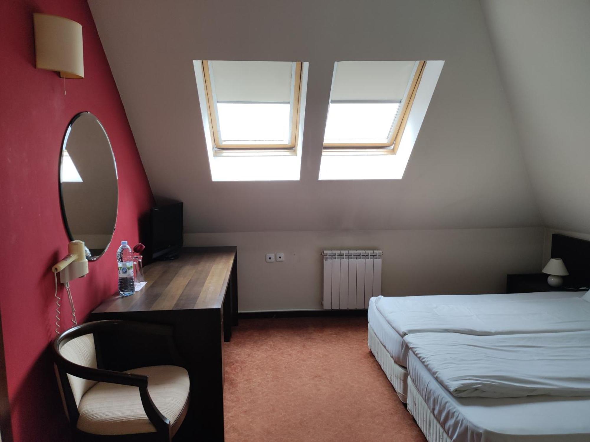 Hotel Famil - Adults Only Bansko Bagian luar foto